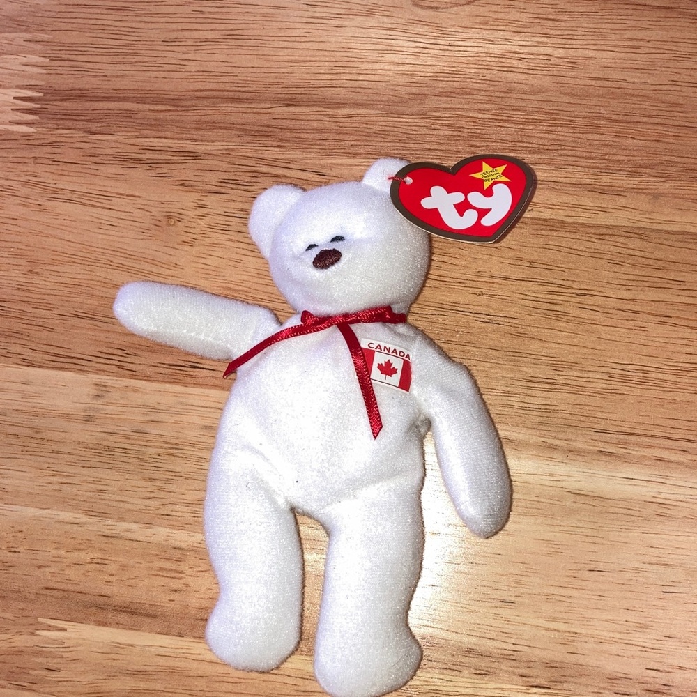 Maple the Bear Ty Teenie Beani Baby White Bear with Red Ribbon and Canada Flag - Picture 1 of 4